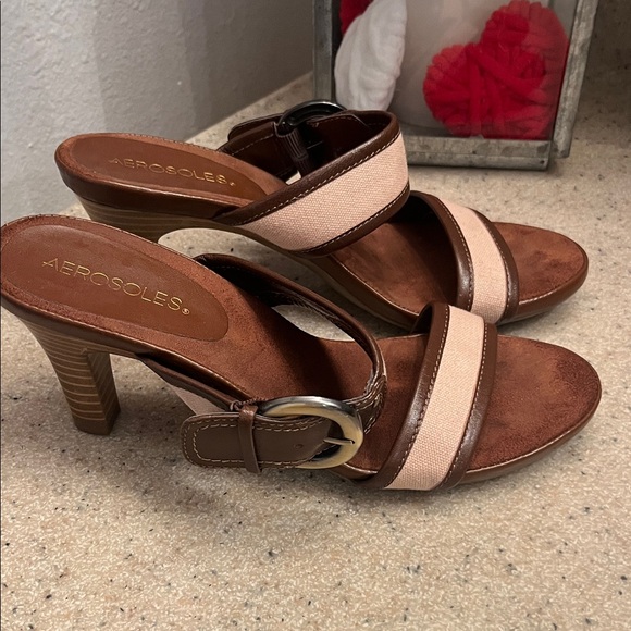 AEROSOLES Shoes - AEROSOLES Cream and Brown Leather Strappy Heels